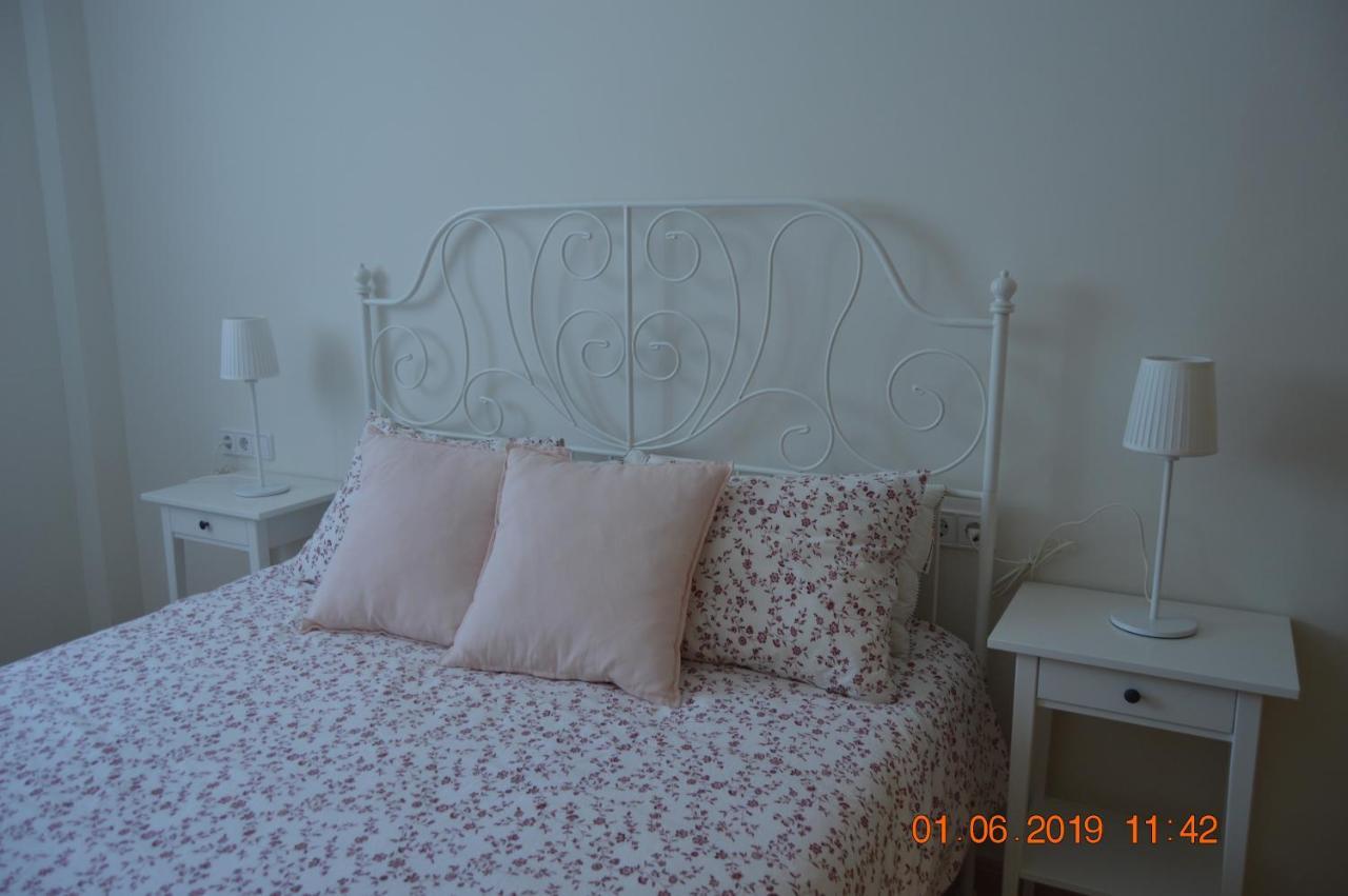 Apartamento Piscina Viena Roses Kültér fotó
